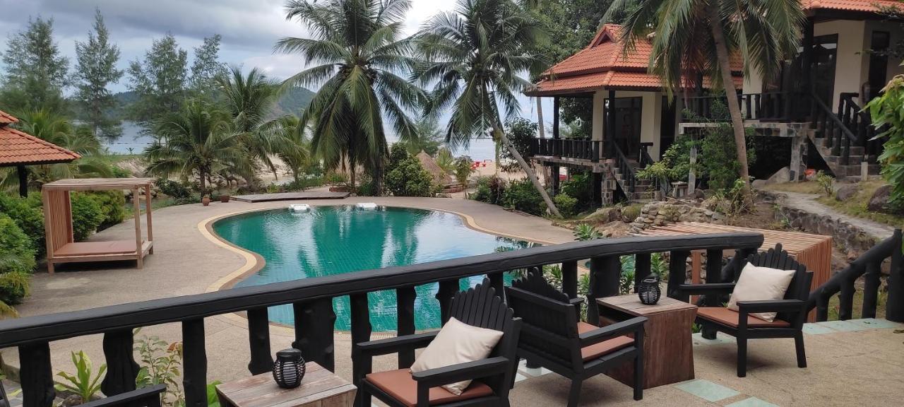 Red Pearl Beach Resort โฉลกหลำ ภายนอก รูปภาพ