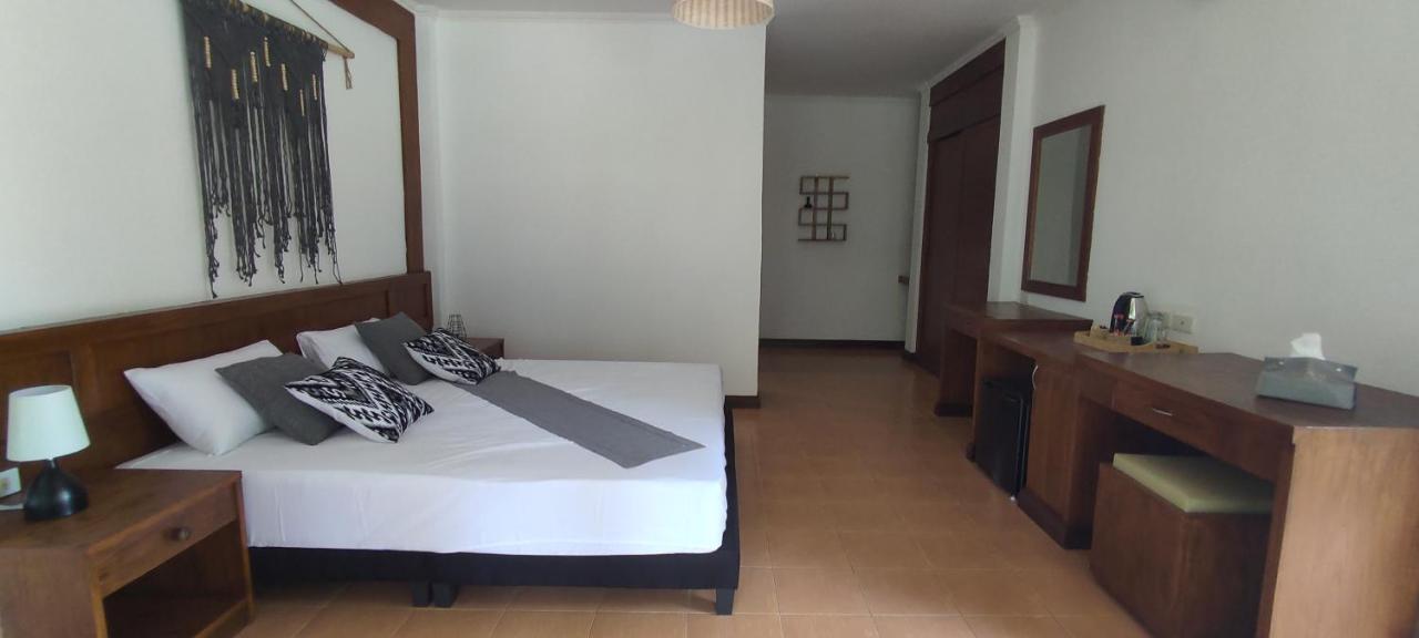 Red Pearl Beach Resort โฉลกหลำ ภายนอก รูปภาพ